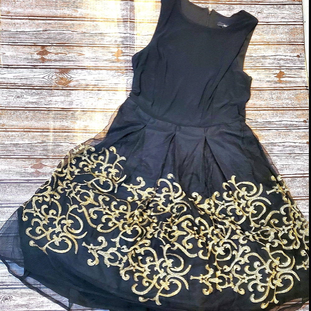 R&K Black Tulle Gold Embossed Prom Holiday Dress 6